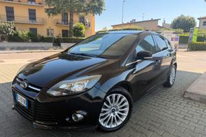Ford Focus Titanium 5p 2011