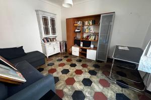 3 LOCALI A GENOVA