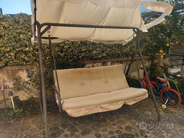 dondolo da giardino 