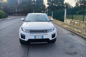 Auto evoque