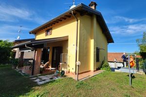 VILLA SINGOLA A DIVIGNANO