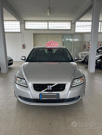 Volvo S40 2.0 D cat Summum