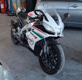 Aprilia rsv4 R 2010