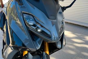 Yamaha Tmax tech max 560
