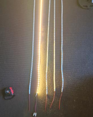 LOTTO 5 STRISCE LED 4500k 12v NUOVE E IMBALLATE