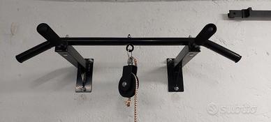 barra per trazioni con carrucola