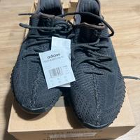 YEEZY BOOST 350 V2 BLACK