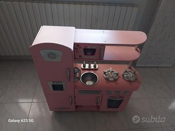 cucina giocattolo in legno