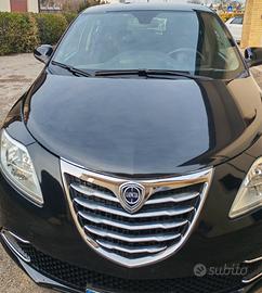 LANCIA Ypsilon 1.2 69 CV 5p. Gold