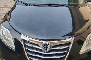 LANCIA Ypsilon 1.2 69 CV 5p. Gold