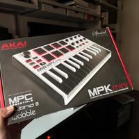 Akai MPK Mini White