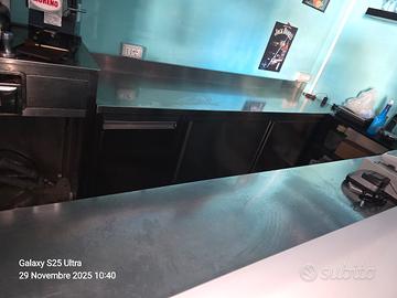 banco e retrobanco + spillatore acqua