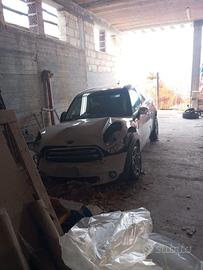 Mini Countryman 1.6 111CV anno 2015 – INCIDENTATA
