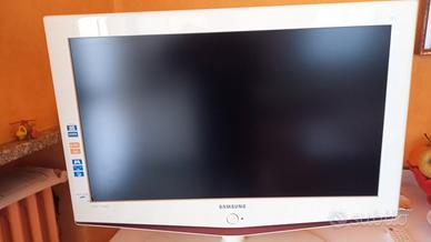 Televisore Samsung 32" bianco
