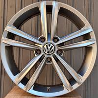 Cerchi R17 VW R-line 5x112 Originali Come Nuovi