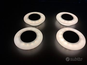 4 luci da giardino alimentate a energia solare IP4