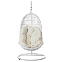 Poltrona sospesa in rattan sintetico PARMA bianca