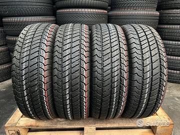 4 gomme 215 70 15 C Barum Invernali