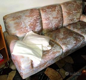 Divano 3 posti sfoderabile beige  pouf poggiapiedi