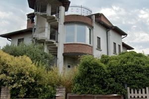 Affuttasi appartamento con giardino e terrazza co