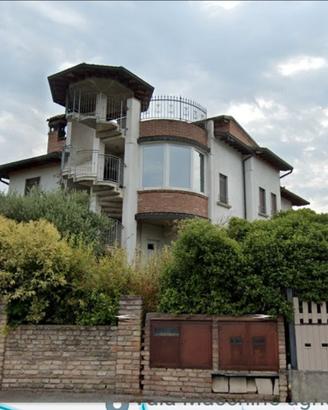 Affuttasi appartamento con giardino e terrazza co
