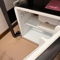 Mini frigo bar preticamente nuovo