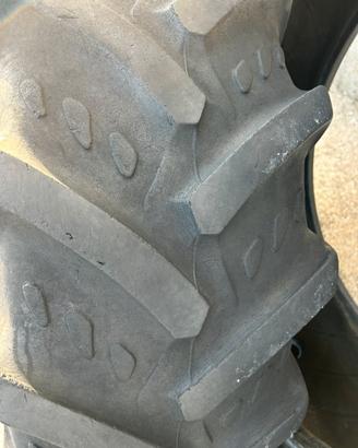 Gomme/pneumatici trattore