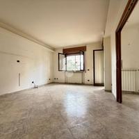 4 LOCALI A SAN SEBASTIANO AL VESUVIO