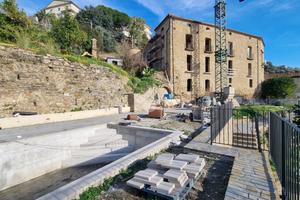 2 LOCALI A MONTECORICE