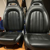 Sedili in pelle nera 500 abarth