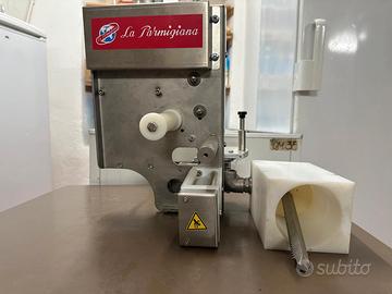 macchina per pasta fresca e ravioli 