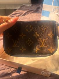 Pochette mini LvV