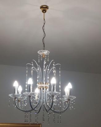 Lampadario con Swarovski tra Classico e Moderno