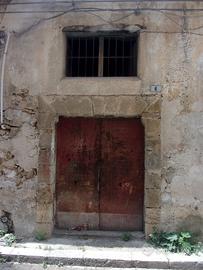 Partinico Largo Modica con area libera sopra