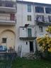 rustico-in-pietra-su-tre-livelli-vista-aperta