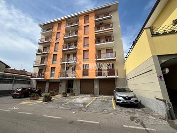 NEGOZIO IN CENTRO LISSONE!!!