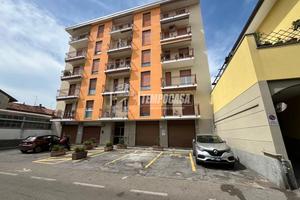 NEGOZIO IN CENTRO LISSONE!!!