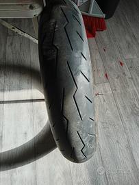 gomme moto