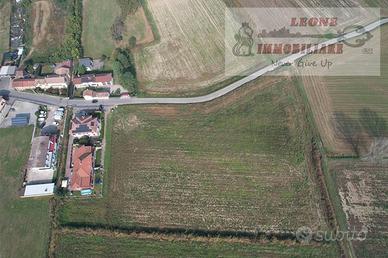Terreno di 30000 m² a Bornasco
