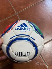 Pallone Adidas Italia
