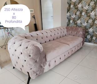 Divano capitonné  COME NUOVO
