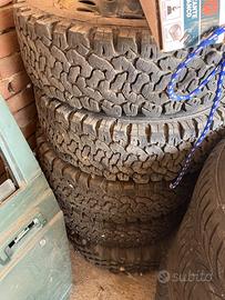 Gomme Suzuki samurai