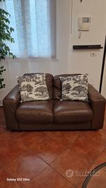 Divano 2 posti in Pelle marrone 