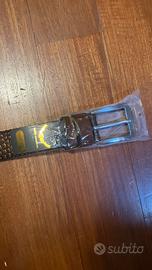 Cintura in pelle sintetica alla moda