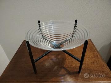 Vaso in vetro con appoggio in metallo. No spediz