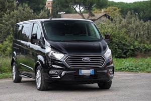 Ford Custom pari al  nuovo!!!