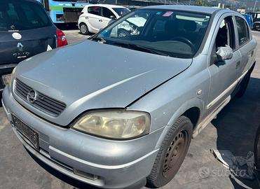 OPEL ASTRA per ricambi usati