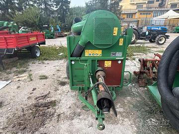 RACCOGLITRICE FACMA USATA CIMINA C 200