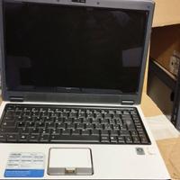 Grande lotto di portatili