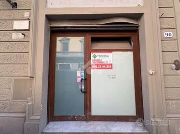 NEGOZIO A FIRENZE